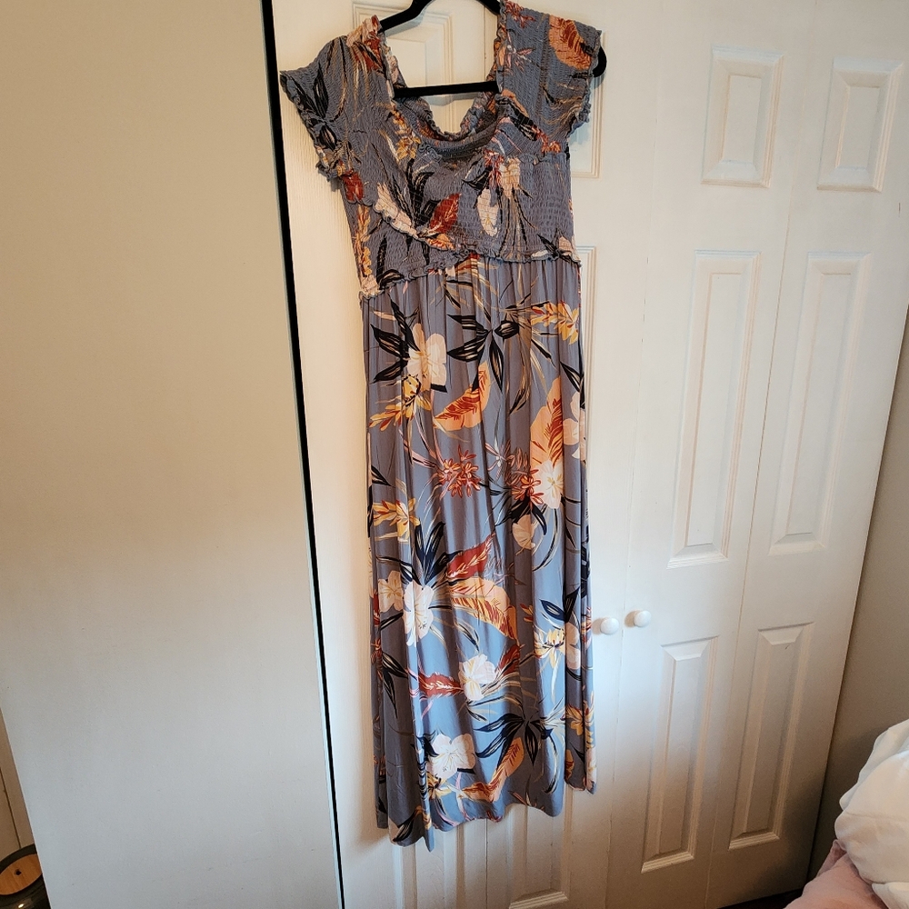 Patrons of peace maxi dress large stretch blue floral  full length